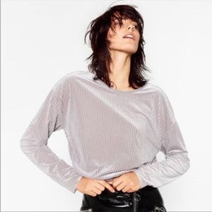 NWT silver velvet Zara crop top. Size S.